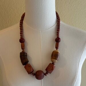 Wooden Beaded 70s Necklace